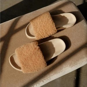 nwt jenni kayne shearling sandals